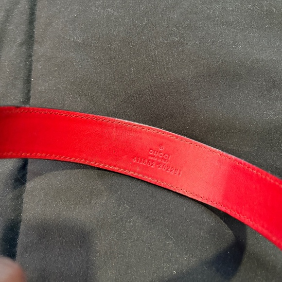 GUCCI Strawberry Headband - Picture 5 of 7